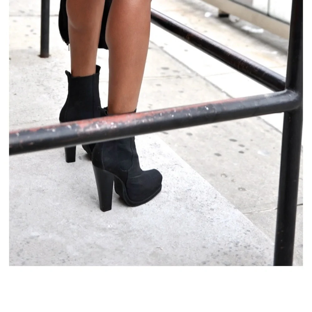Chloe Sevigny Opening Ceremony Black Canvas Platform Boots. Need Repair/… - Picture 2 of 10